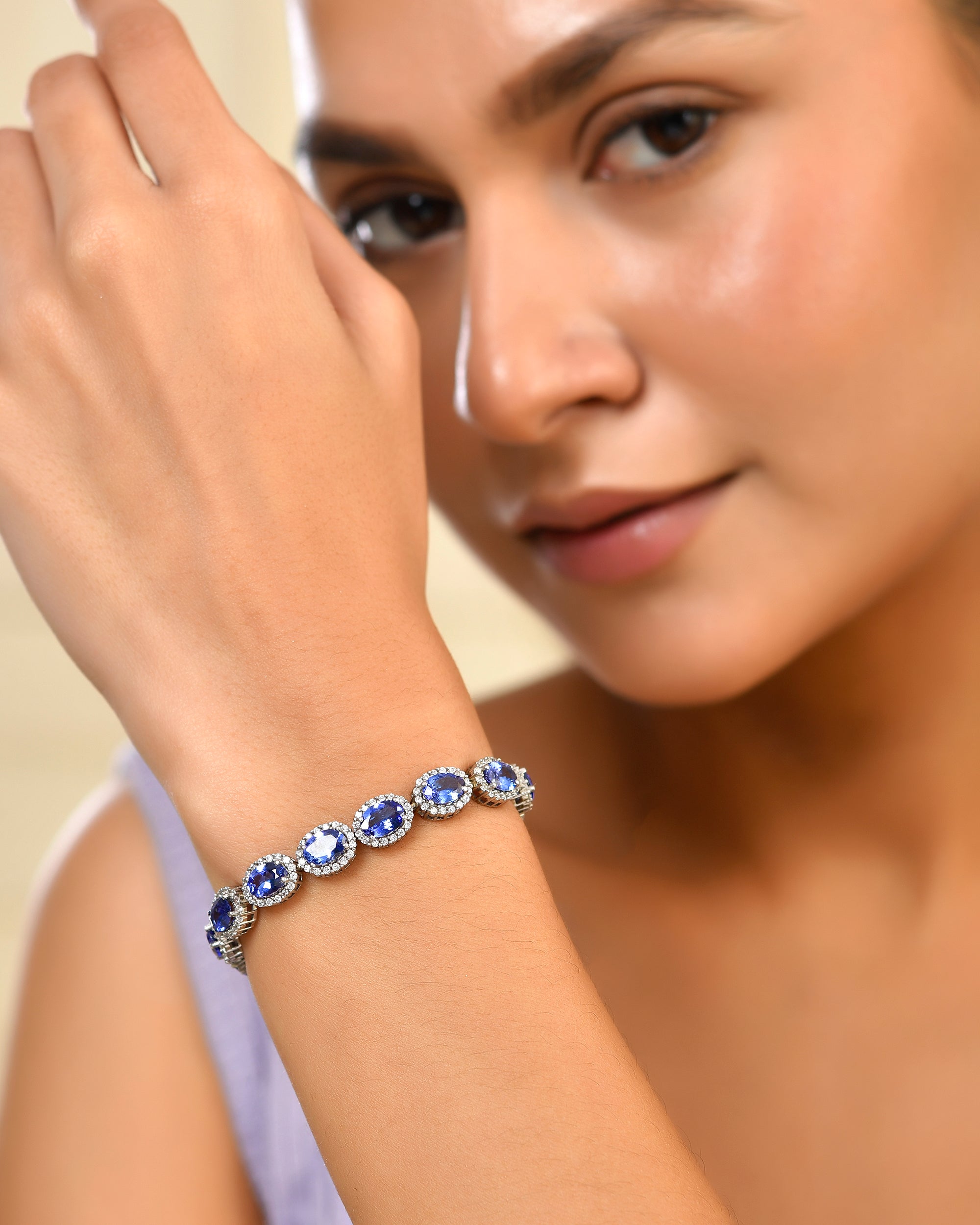 Luxury Oval Tanzanite and Moissanite Halo Link Bracelet