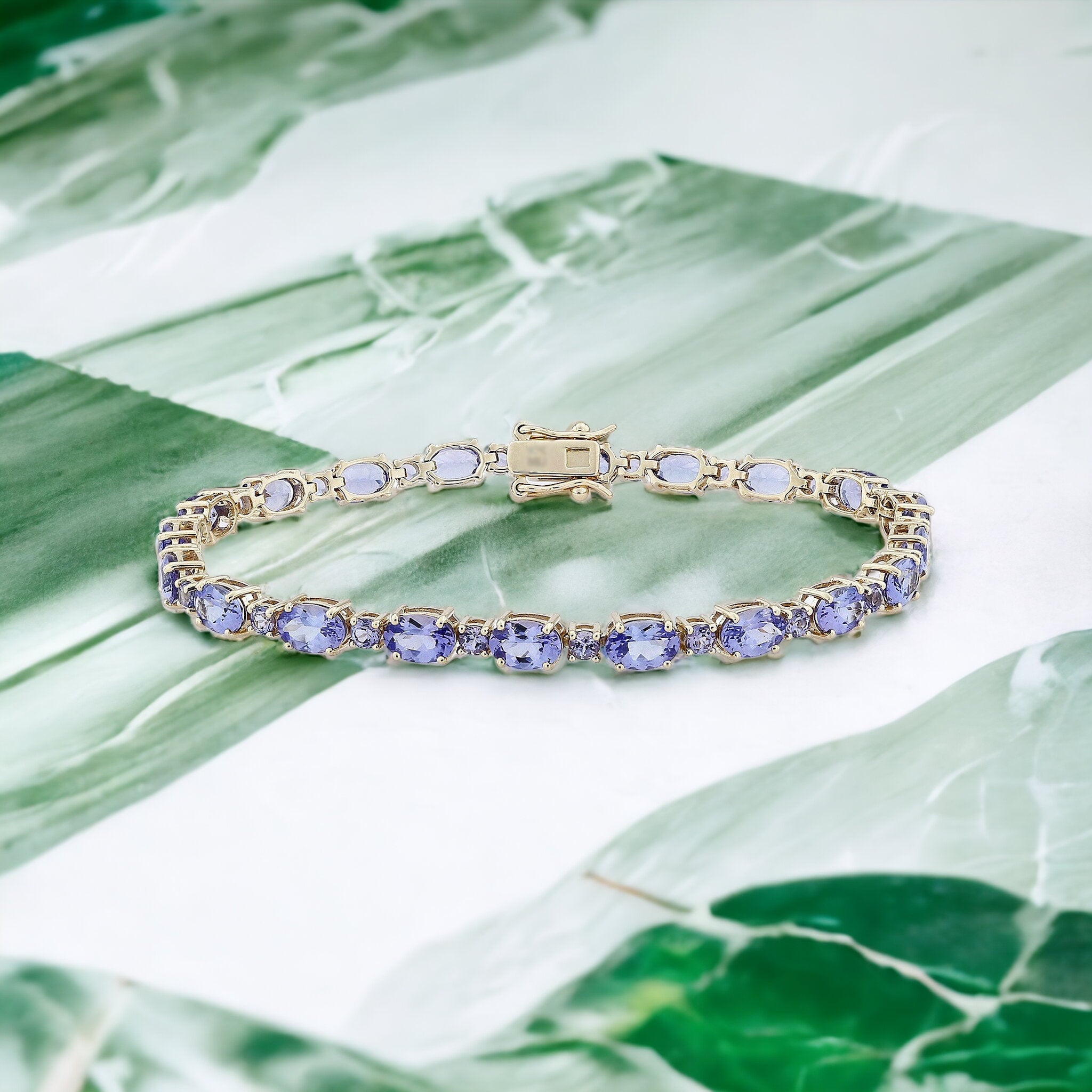 Oval and Round Tanzanite Tennis Bracelet