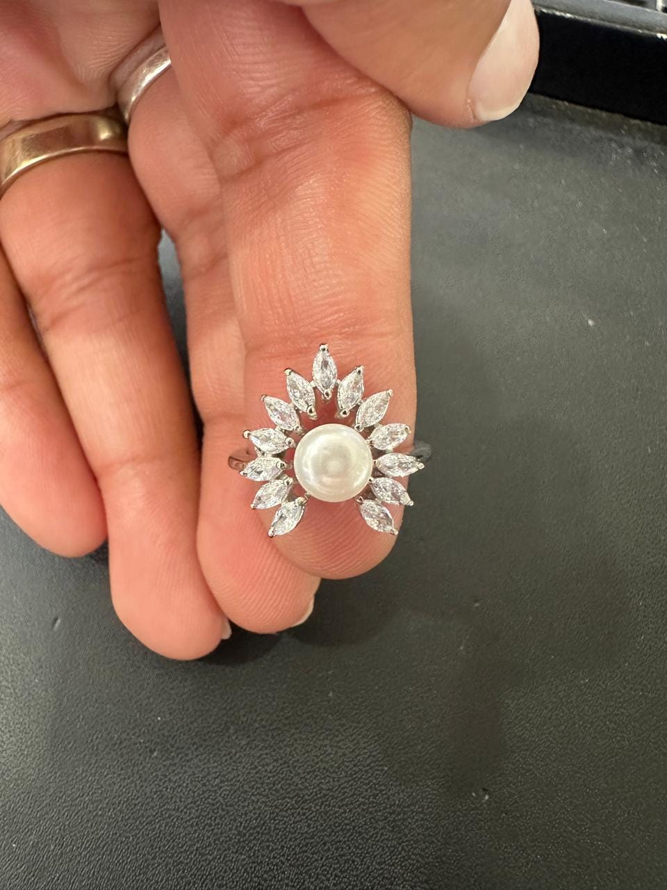925 Sterling Silver Pearl & Moissanite Ring - Sunburst Statement Jewelry