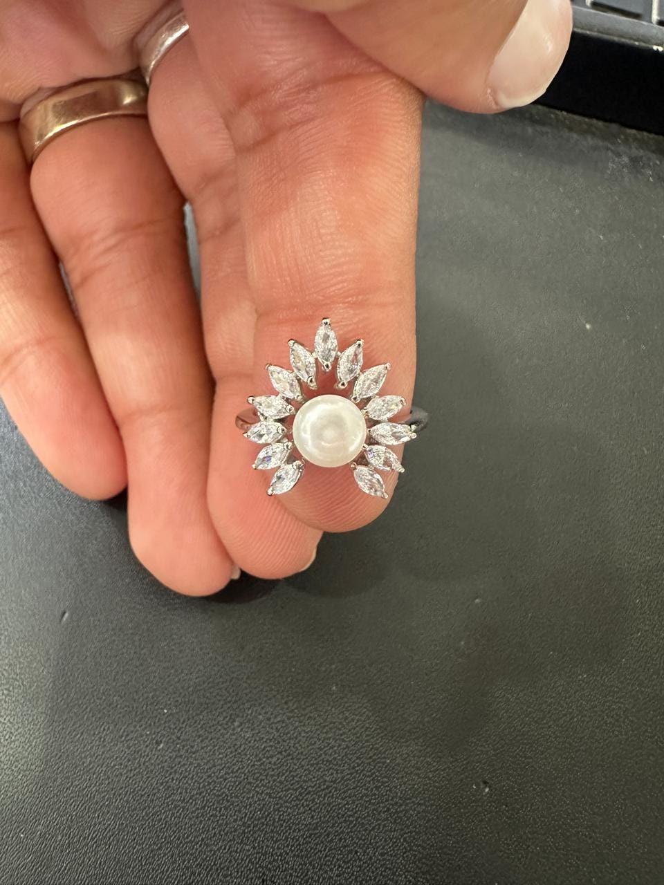 925 Sterling Silver Pearl & Moissanite Ring - Sunburst Statement Jewelry