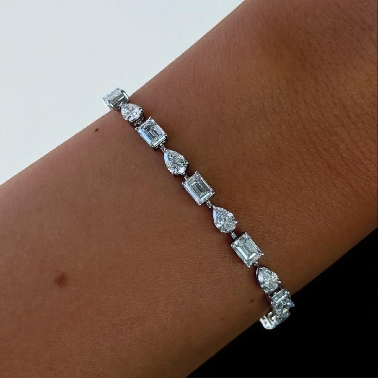 Multi Shapes Moissanite Tennis Bracelet: Pear & Emerald Cut