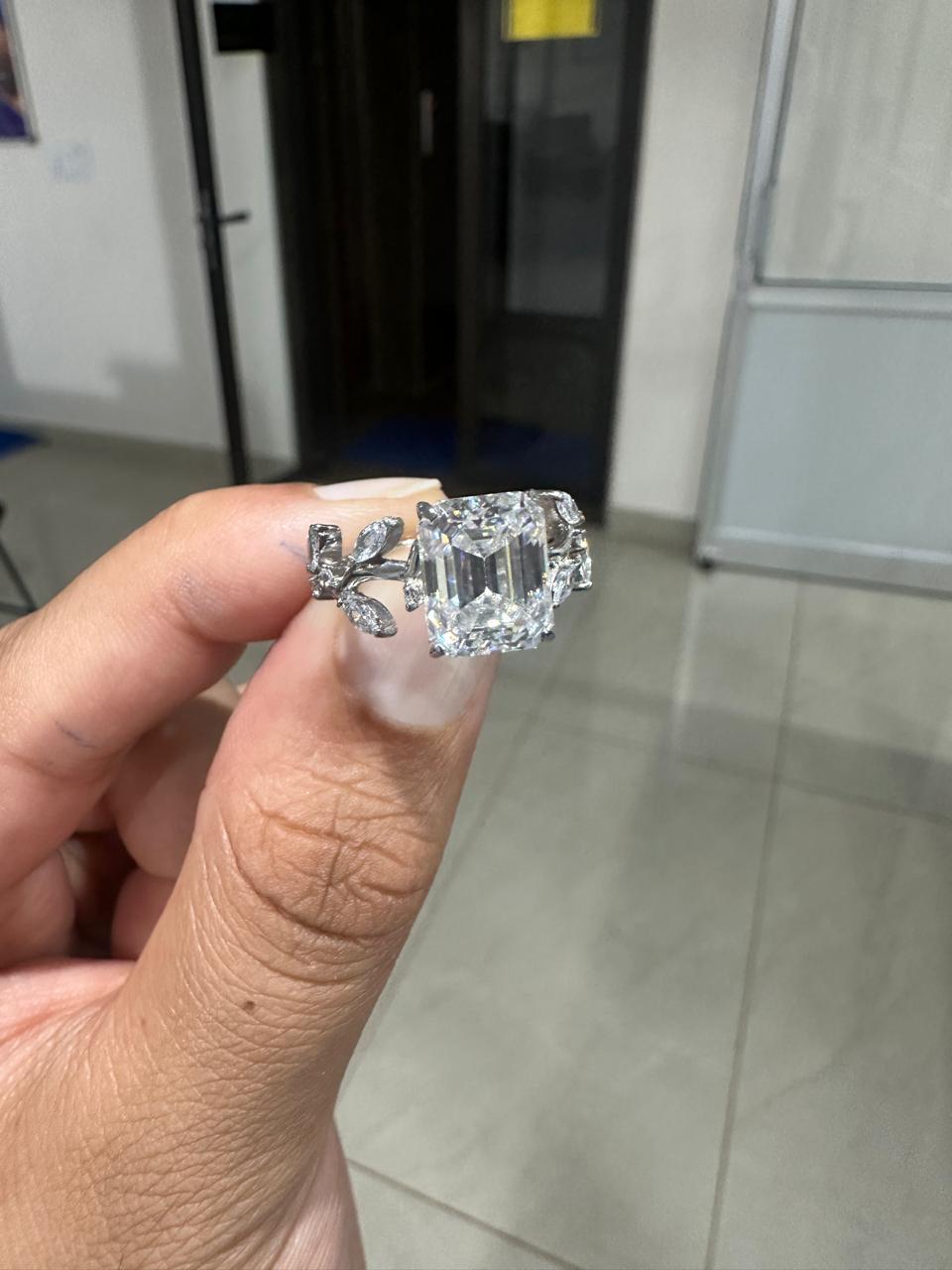 Moissanite Leaf Inspired Engagement Ring | 14K White Gold | Luxury wedding ring for her