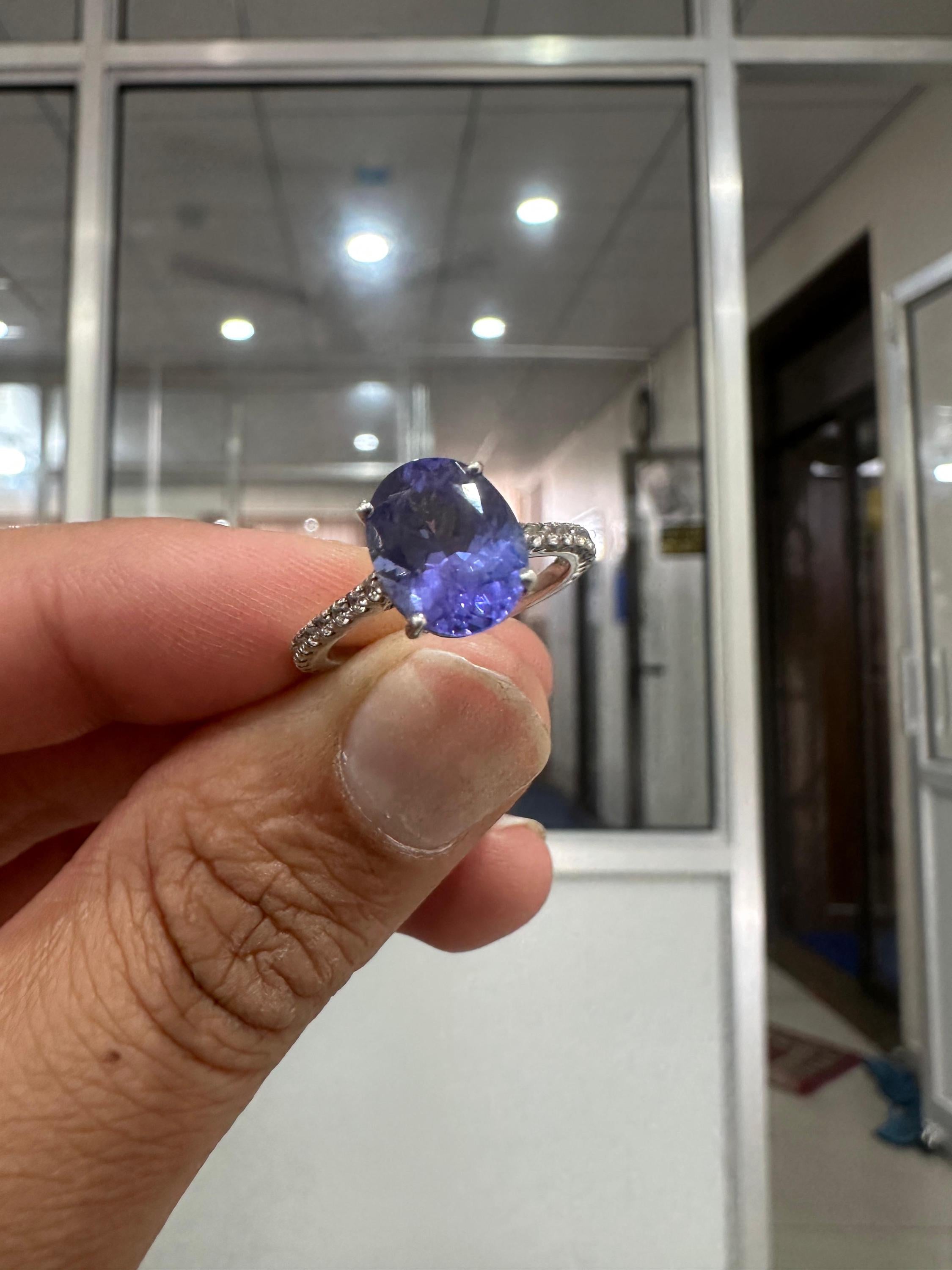 2.5 CT Oval Tanzanite Engagement Ring, 14K Gold Lab Diamond Pavé Band