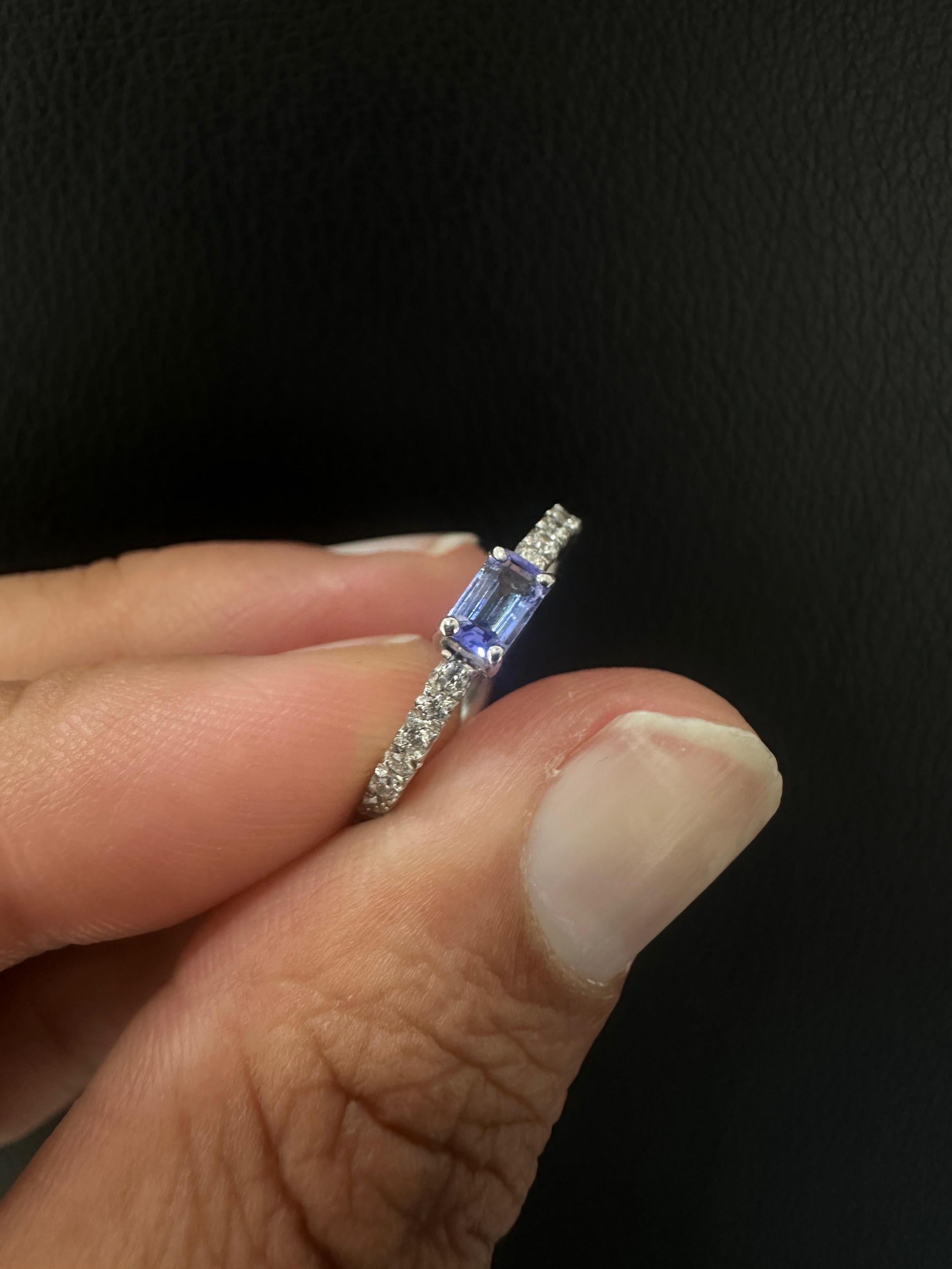 Baguette Cut Tanzanite Diamond Ring | 14K White Gold Minimalist Blue Violet Gemstone