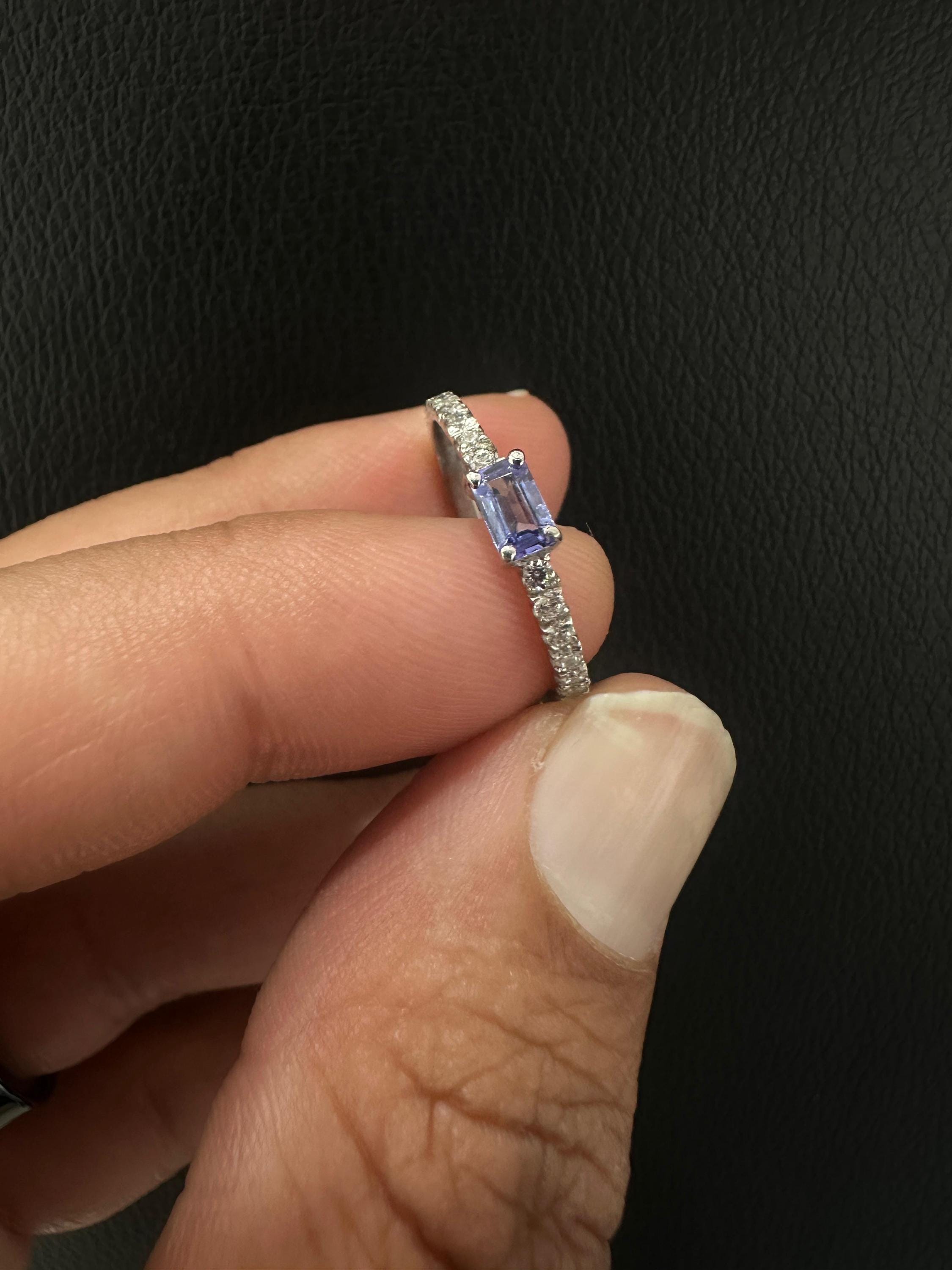Baguette Cut Tanzanite Diamond Ring | 14K White Gold Minimalist Blue Violet Gemstone