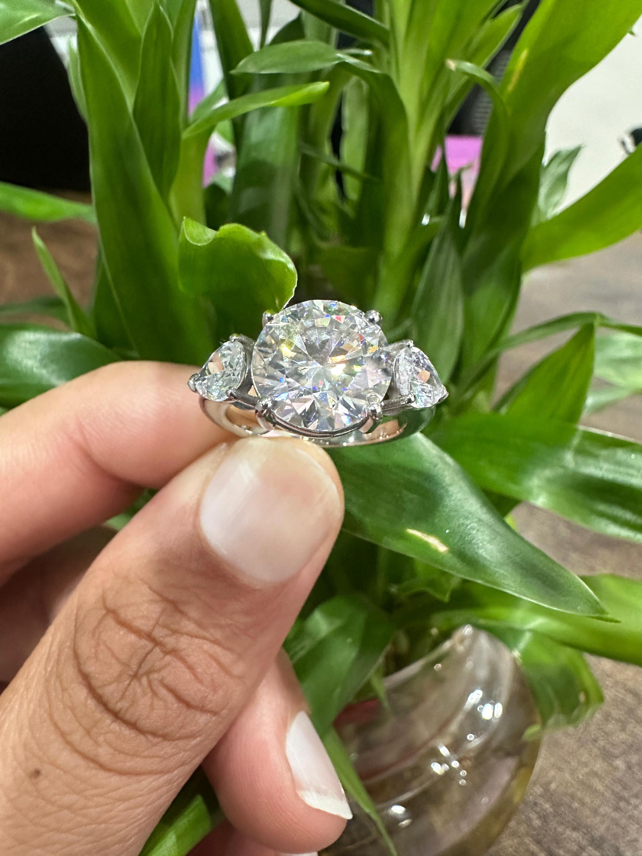 Chunky Round Moissanite Ring | 925 Silver | Three Stone Engagement Ring for her