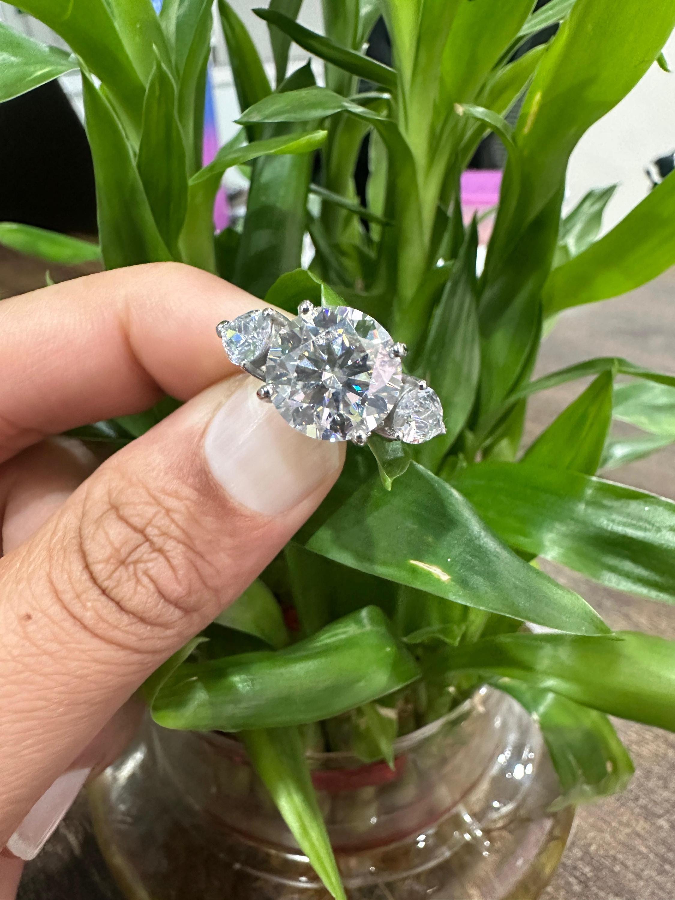 Chunky Round Moissanite Ring | 925 Silver | Three Stone Engagement Ring for her