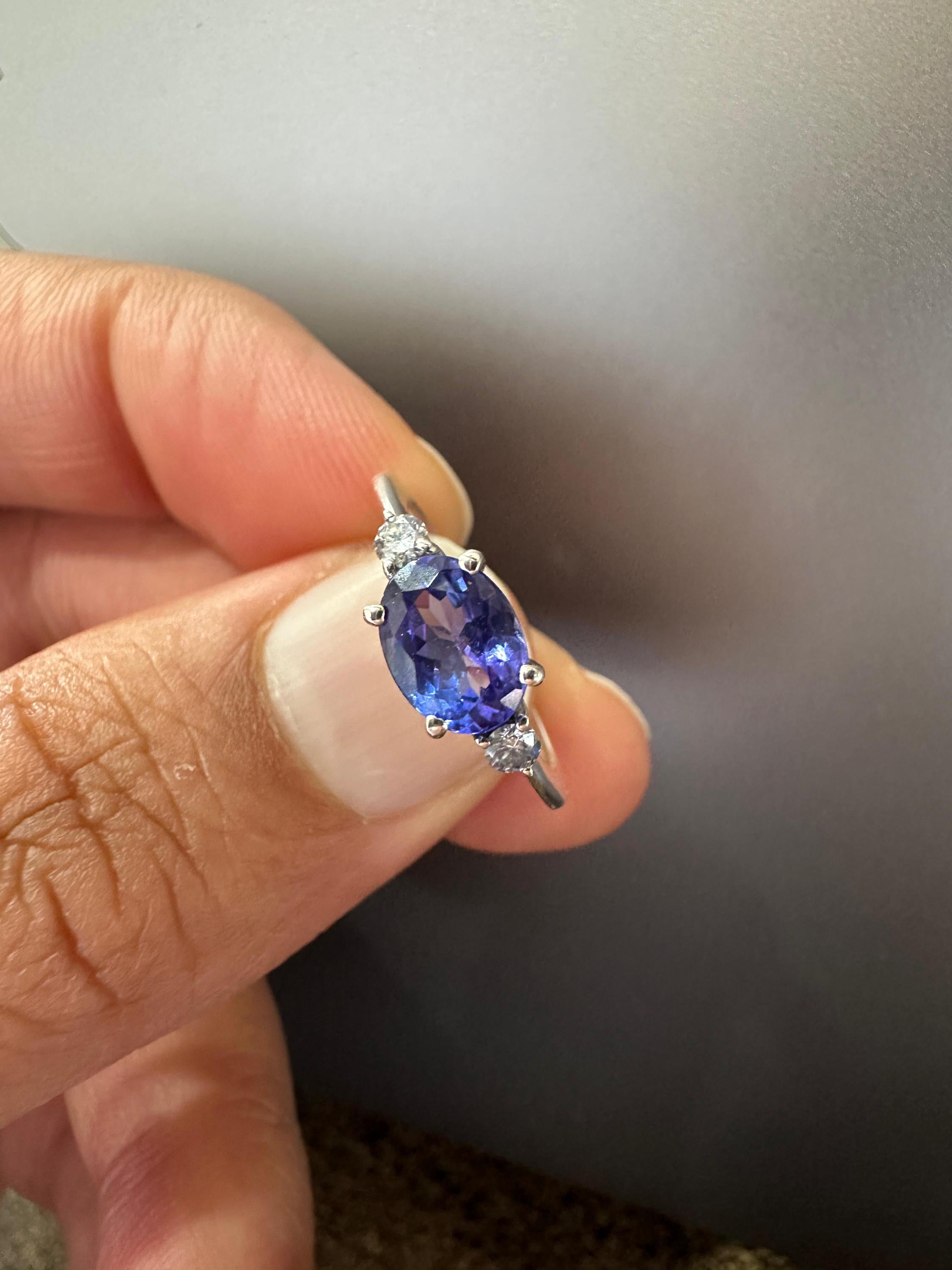 14K White Gold Oval Tanzanite Ring – Elegant Solitaire Engagement Ring