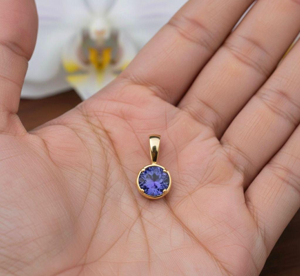 14k Gold Tanzanite Solitaire Pendant Necklace, Luxury Gift for her, December Birthstone Jewelry