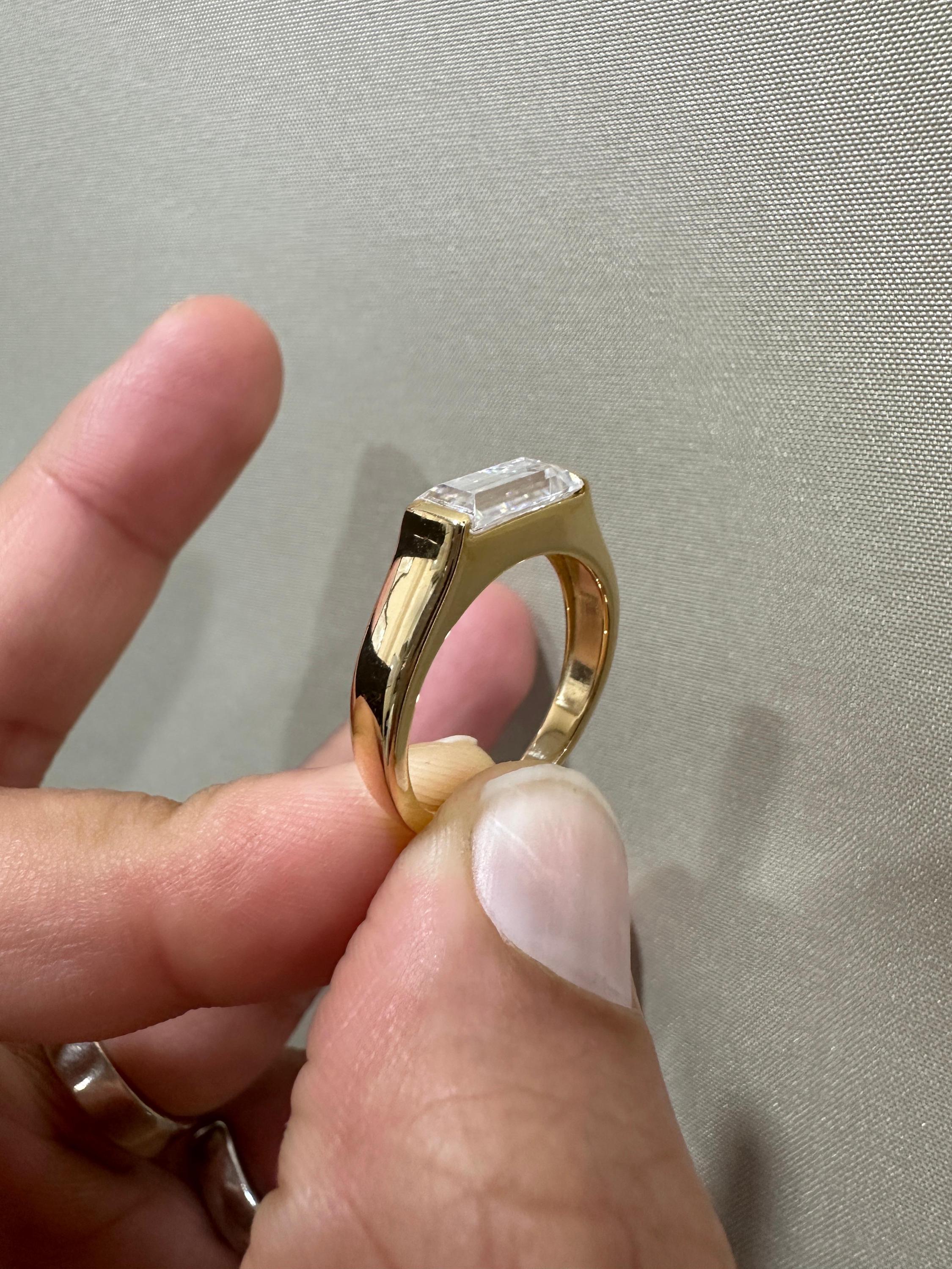 Men's Diamond Engagement Ring: 14K Yellow Gold Baguette cut Signet Ring, 2 CT