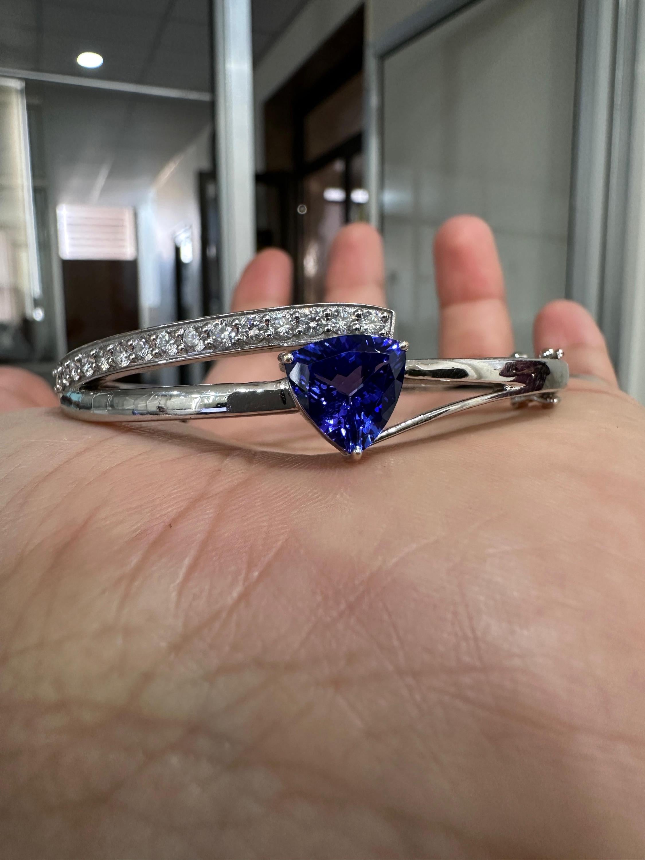 Trillion Shape Tanzanite Diamond Bangle Bracelet in 14K White Gold, Fine Jewelry gift