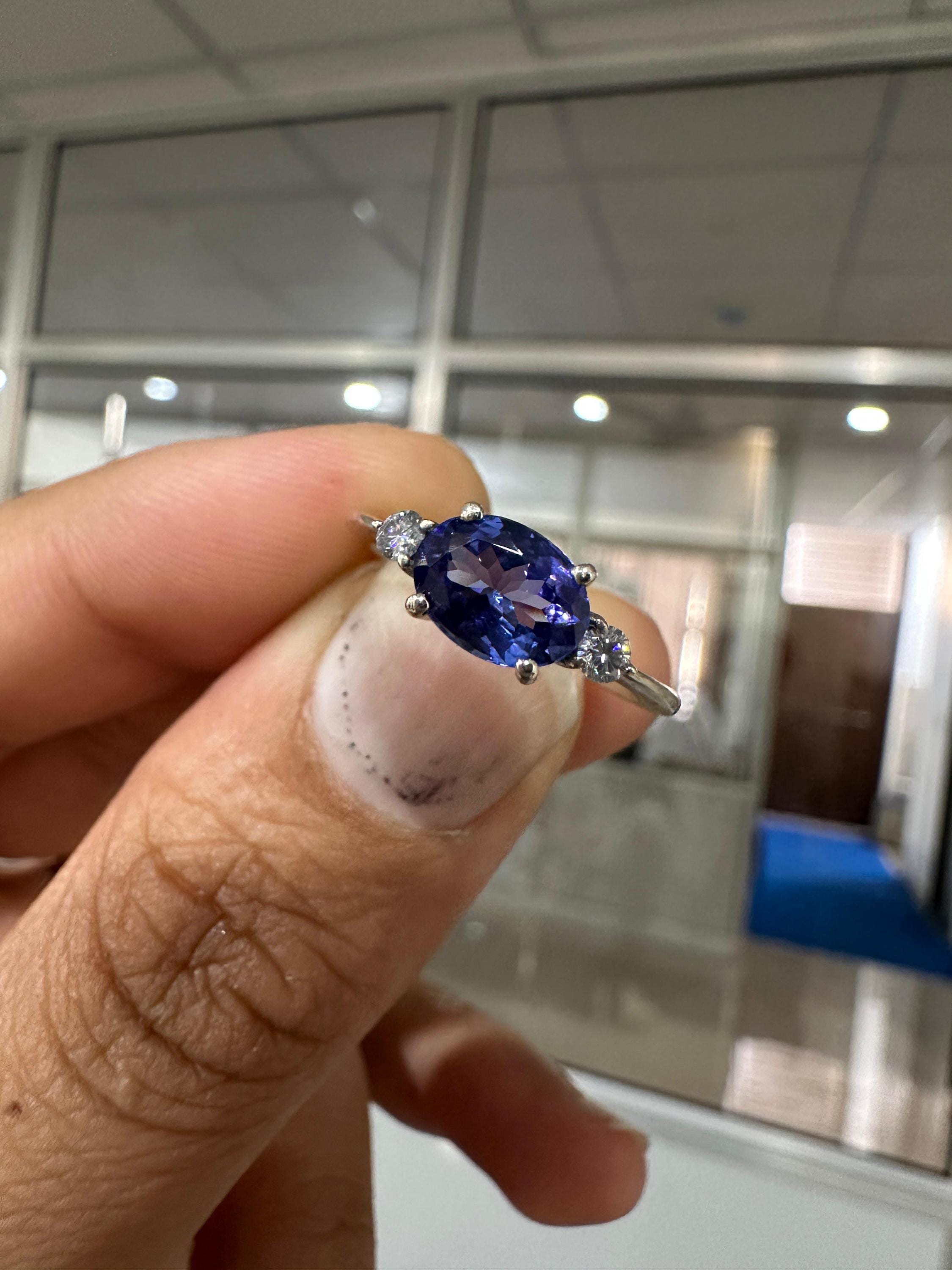 14K White Gold Oval Tanzanite Diamond Engagement Ring – 1.5 CT Natural Blue Gemstone