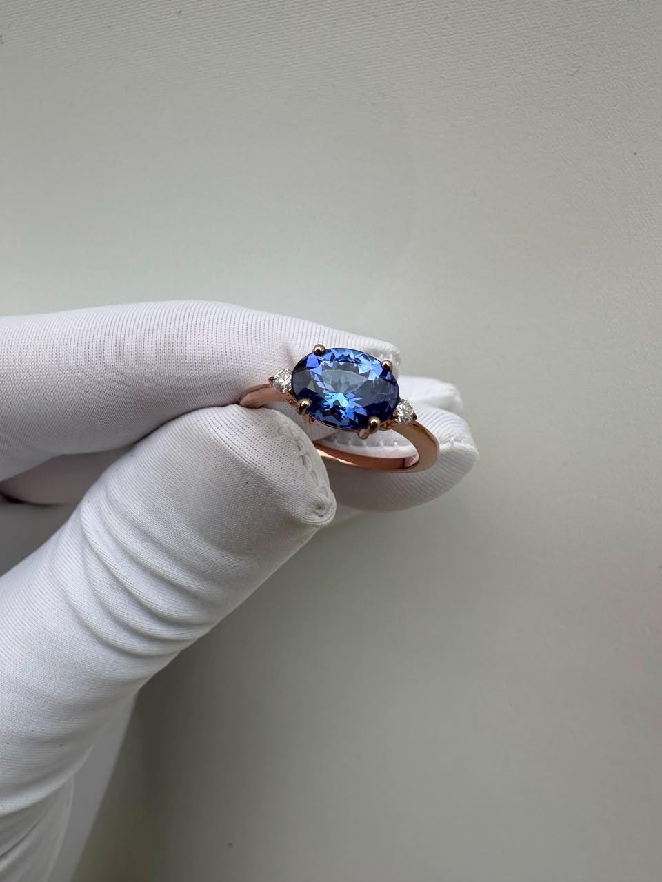 14K Rose Gold Oval Tanzanite Ring – Elegant Solitaire Engagement Ring, Diamond Accents