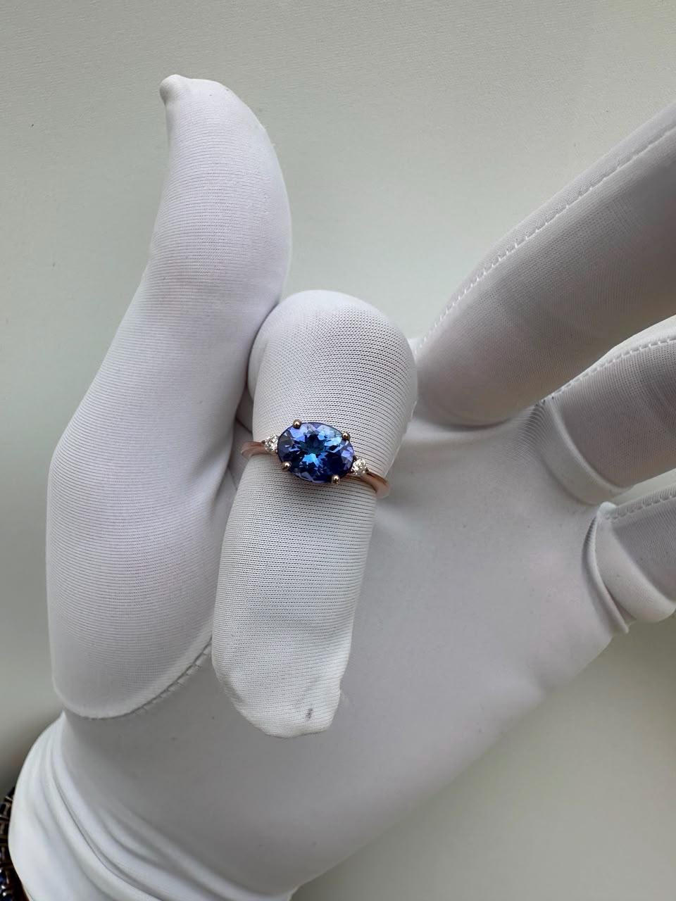14K Rose Gold Oval Tanzanite Ring – Elegant Solitaire Engagement Ring, Diamond Accents