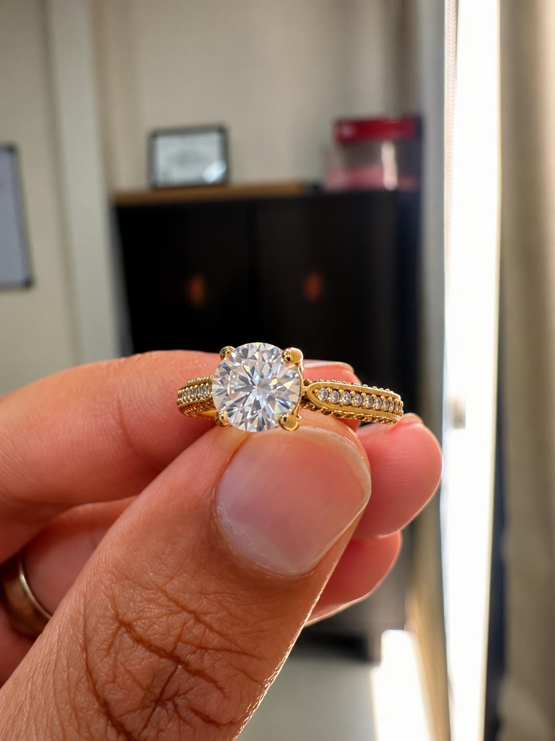 1 CT Round Lab Diamond Engagement Ring, 14K Yellow Gold, IGI Certified Pavé Band