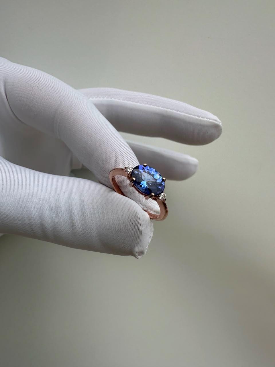14K Rose Gold Oval Tanzanite Ring – Elegant Solitaire Engagement Ring, Diamond Accents