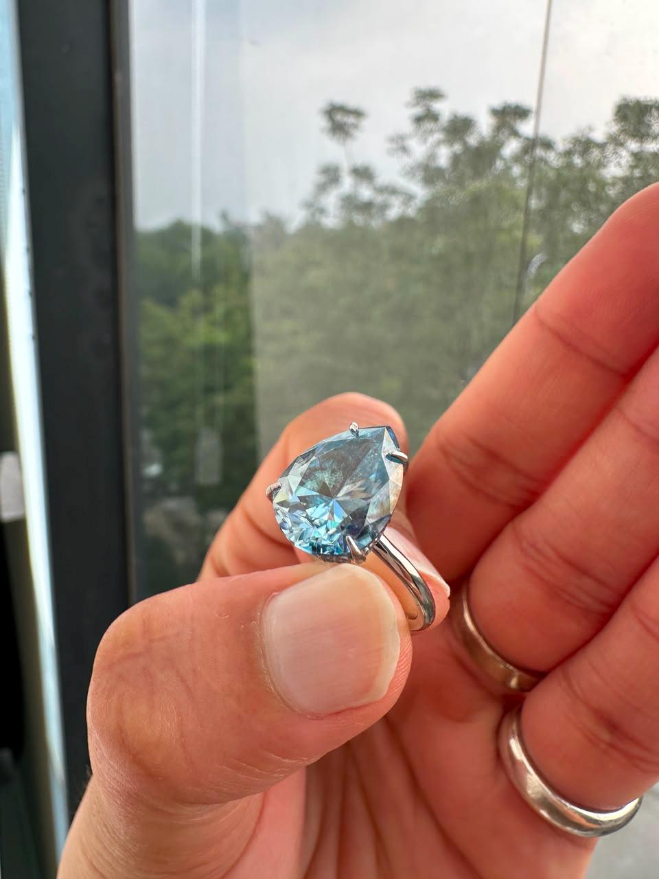 Pear cut Blue Moissanite Hidden Halo Engagement Ring | 14K White Gold, 7 Ct