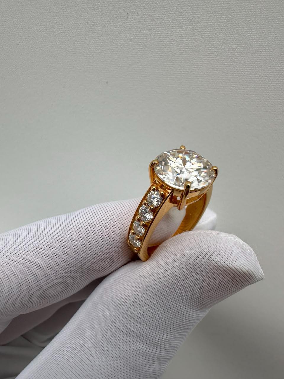 5 CT Round Moissanite Engagement Ring | 14K Yellow Gold, Luxury Anniversary Ring for Her
