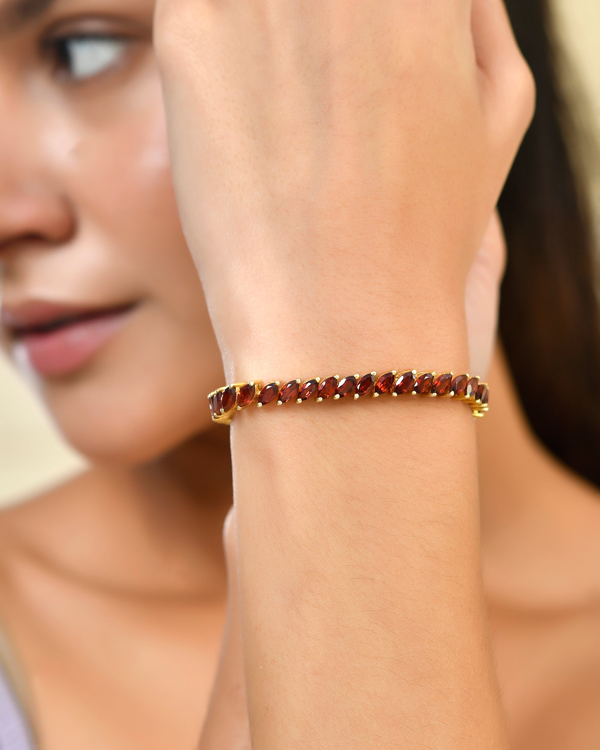 Marquise Garnet Tennis Linear Bracelet