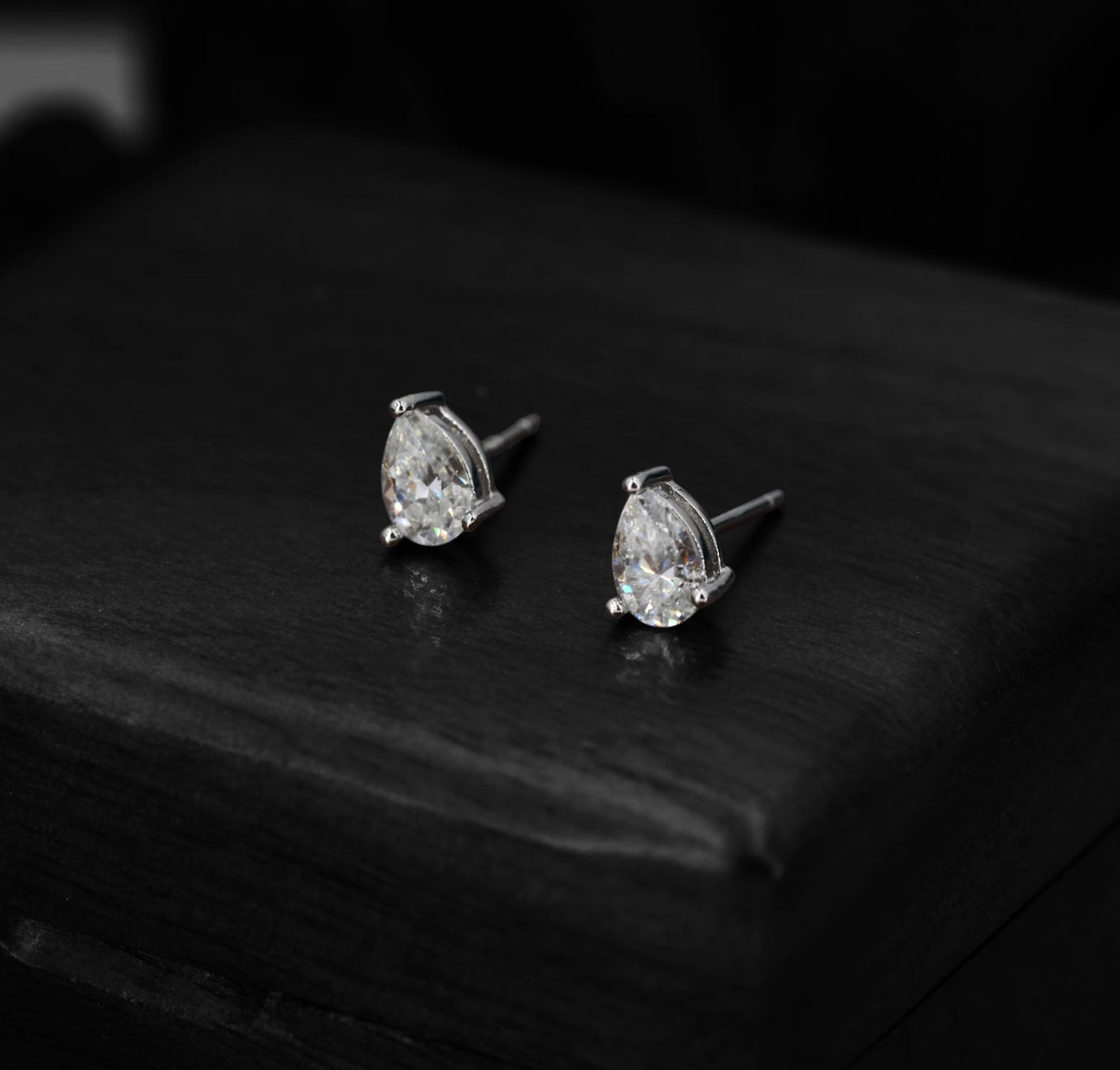 Pear-Shaped Moissanite Solitaire Stud Earrings