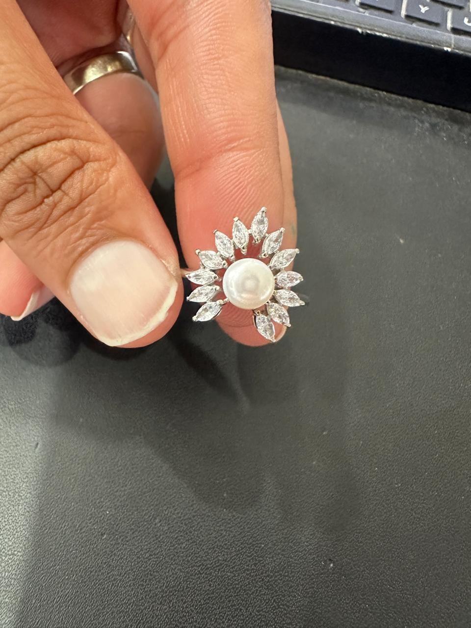 925 Sterling Silver Pearl & Moissanite Ring - Sunburst Statement Jewelry