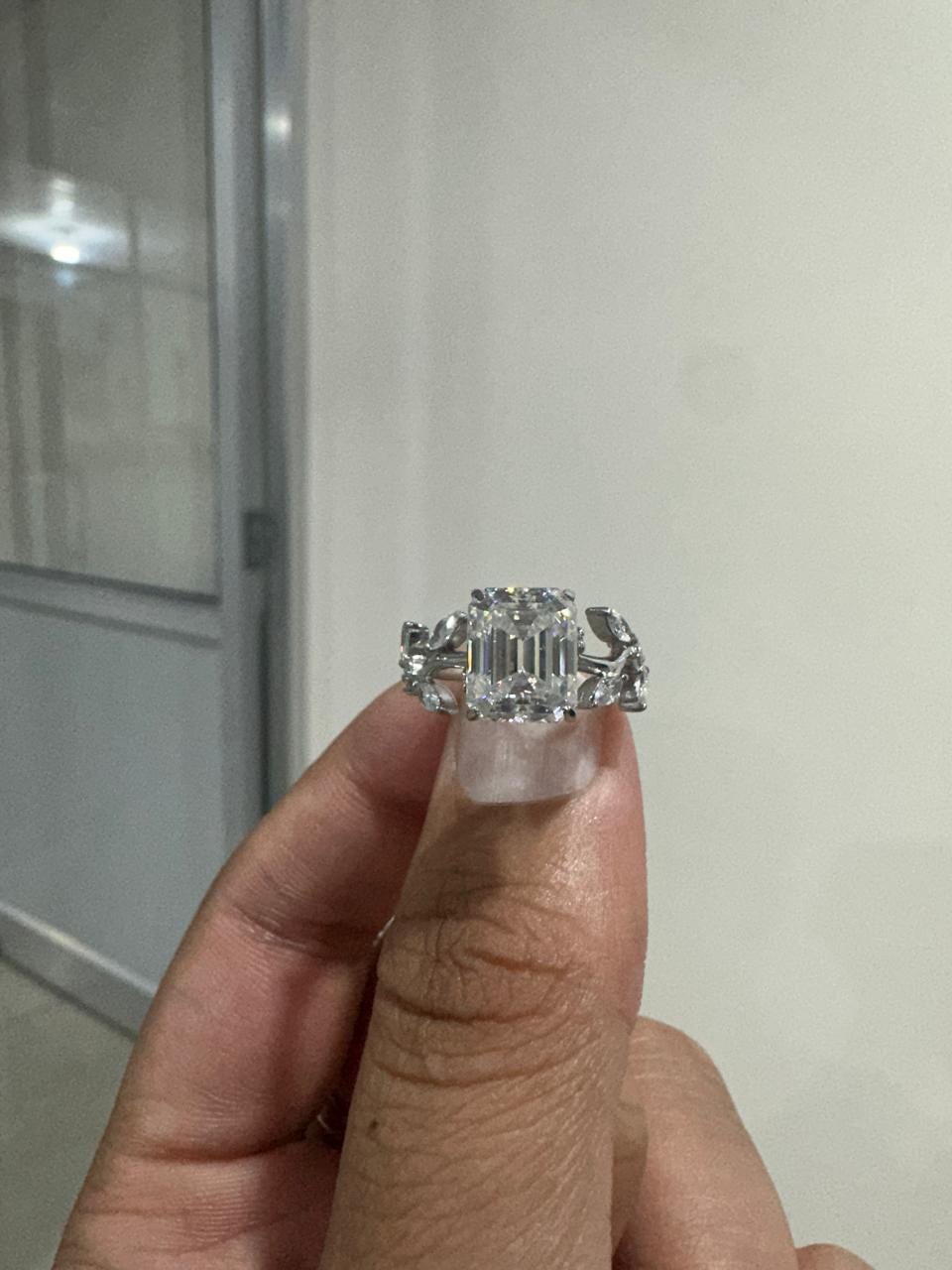 Moissanite Leaf Inspired Engagement Ring | 14K White Gold | Luxury wedding ring for her