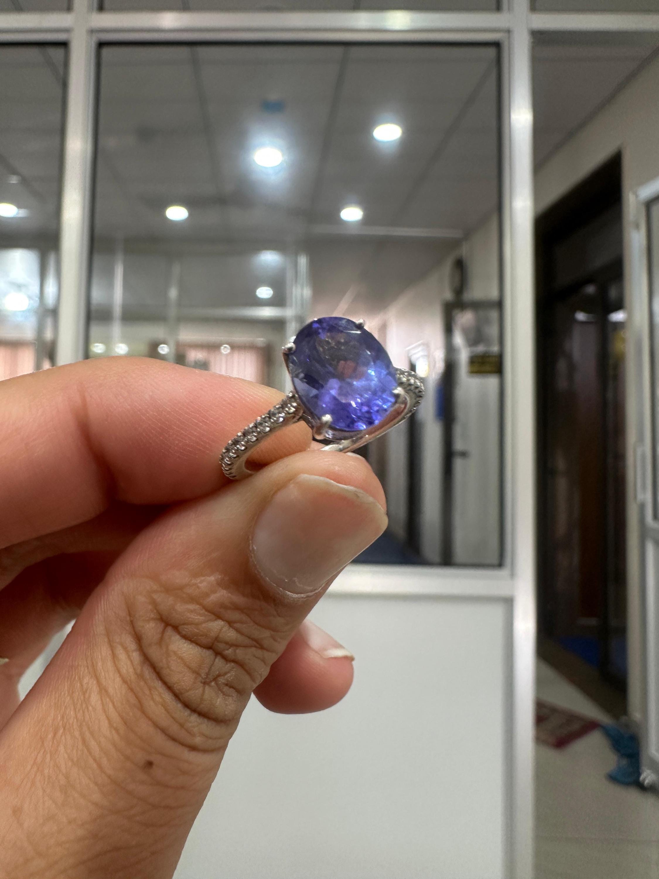 2.5 CT Oval Tanzanite Engagement Ring, 14K Gold Lab Diamond Pavé Band