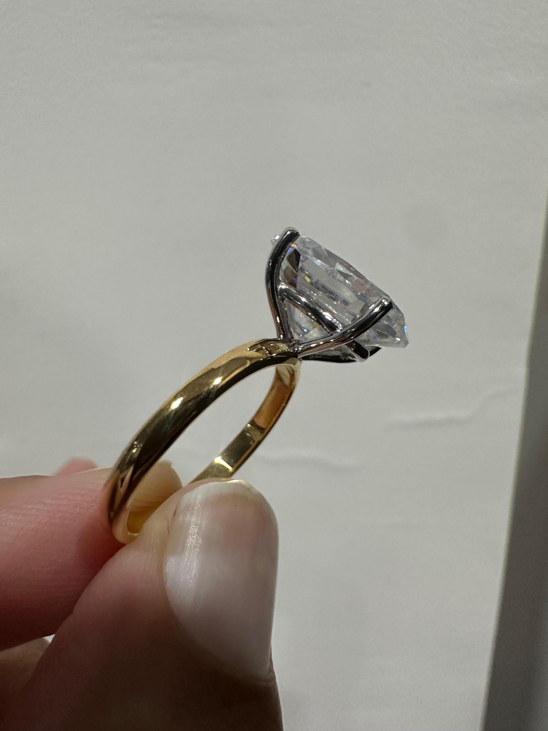 6CT Oval Moissanite Engagement Ring | 14K Yellow Gold | Classic Solitaire Ring