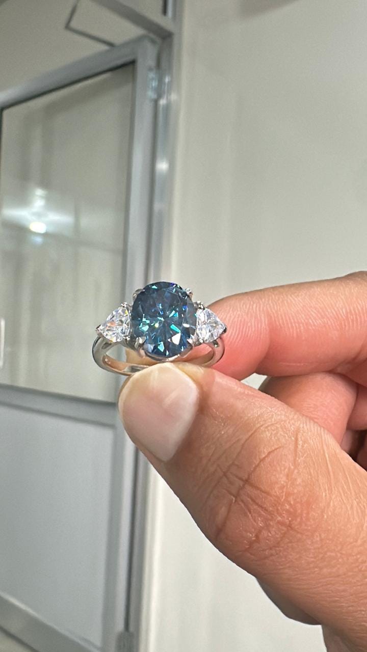 14K Gold Alexandrite Engagement Ring | 4 CT Moissanite Three Stone ring, Gift for her