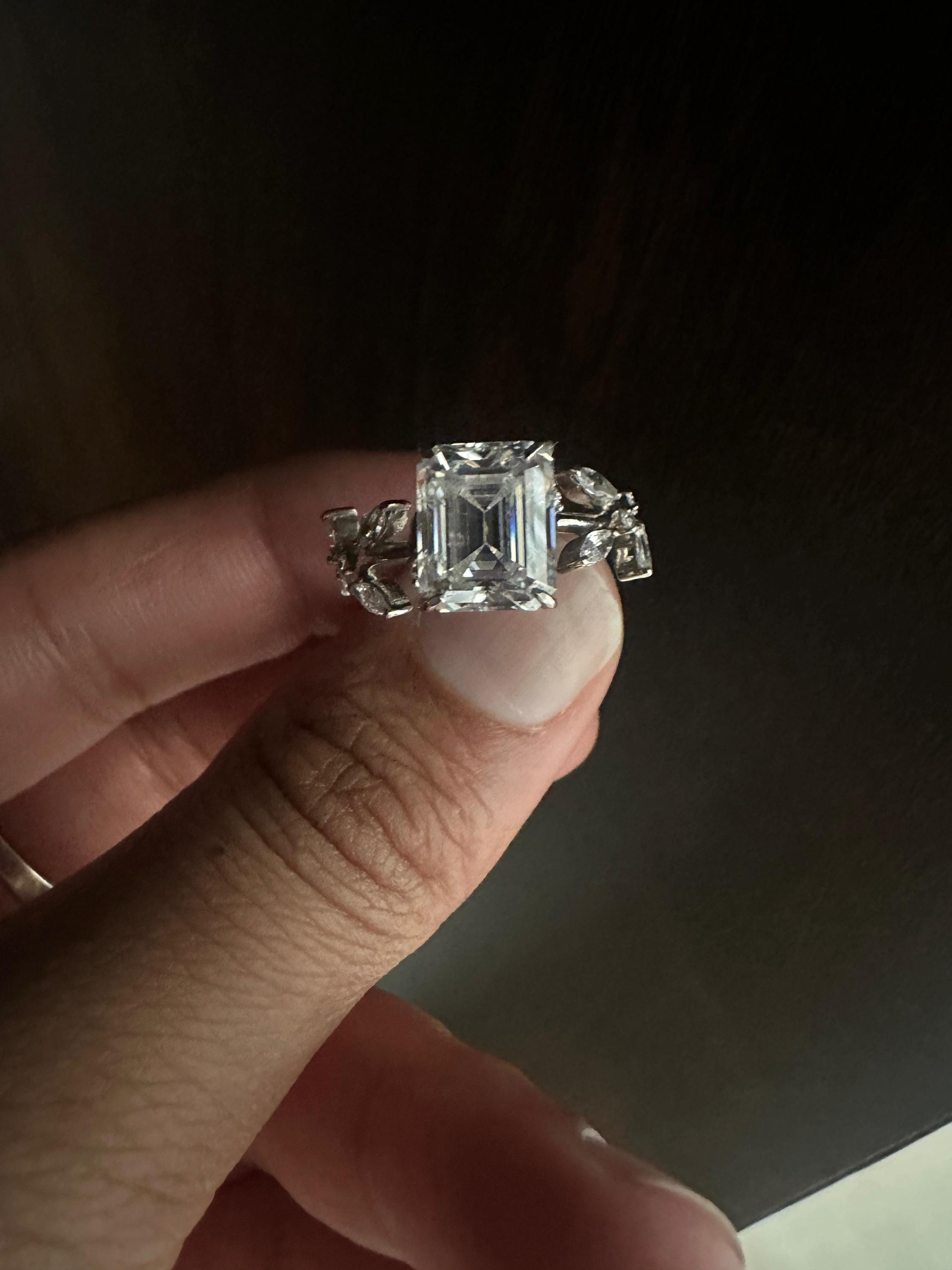Moissanite Leaf Inspired Engagement Ring | 14K White Gold | Luxury wedding ring for her