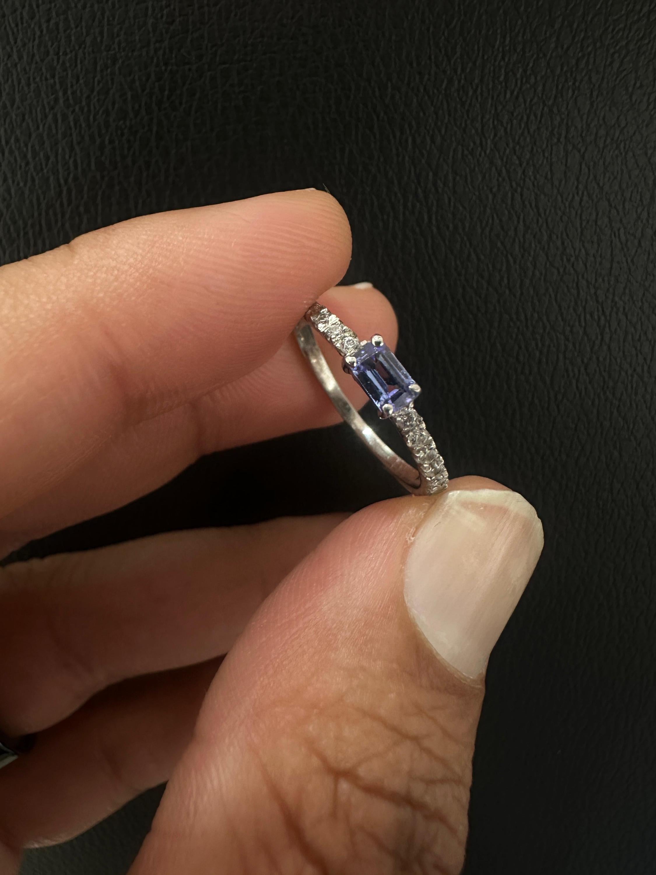 Baguette Cut Tanzanite Diamond Ring | 14K White Gold Minimalist Blue Violet Gemstone