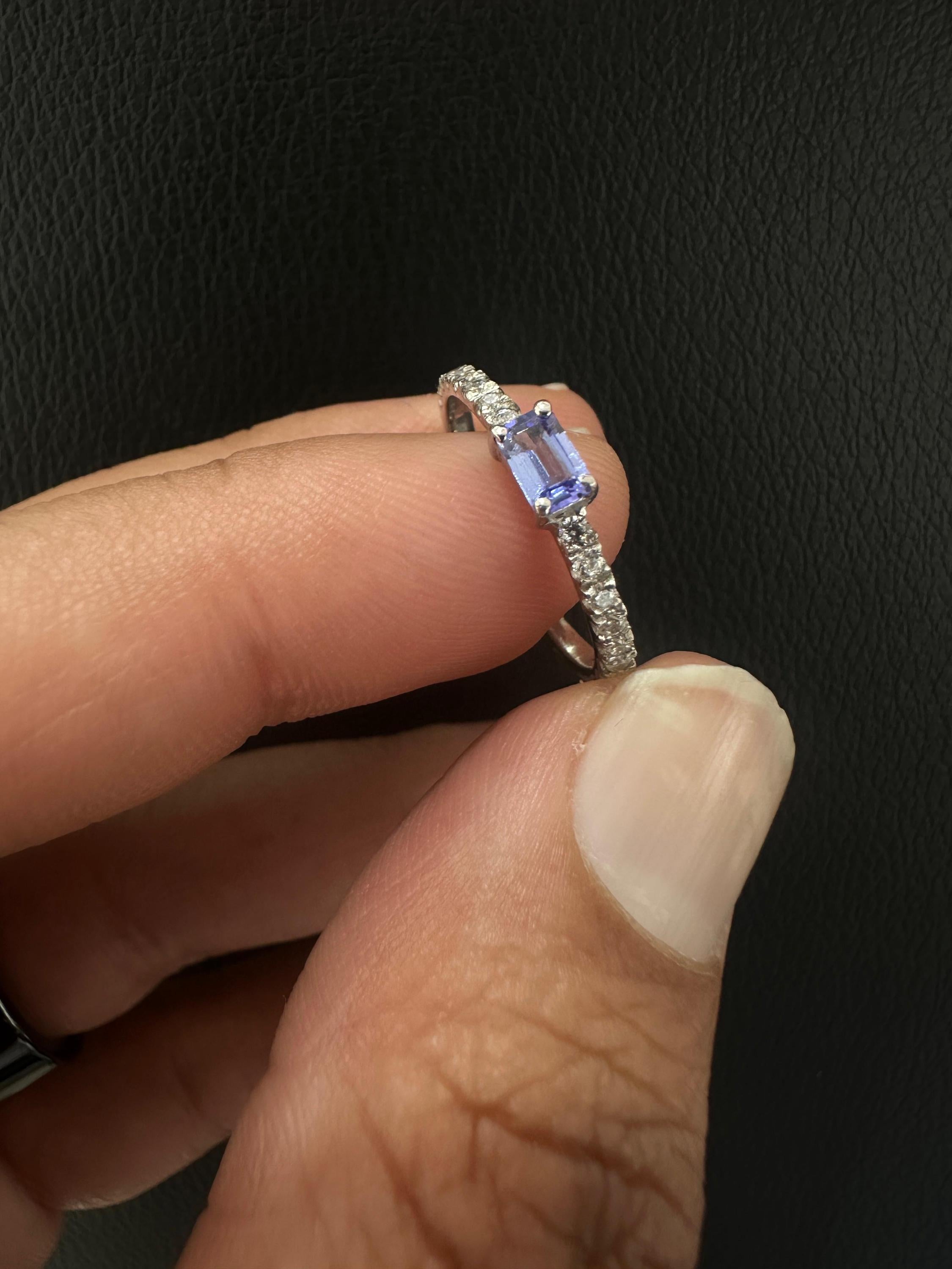 Baguette Cut Tanzanite Diamond Ring | 14K White Gold Minimalist Blue Violet Gemstone