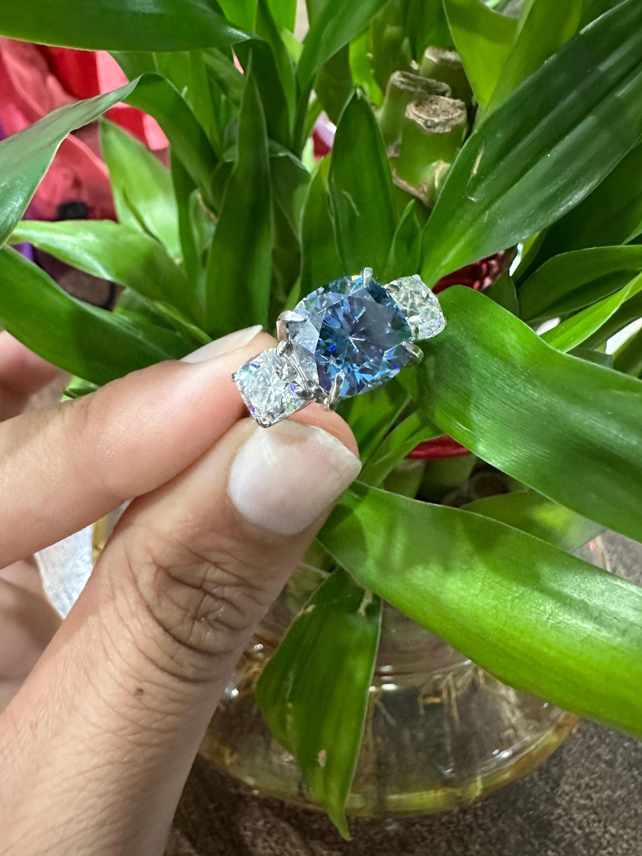 10 Ct Blue Cushion Moissanite Three-Stone Engagement Ring | 14k Gold | Modern Wedding Ring