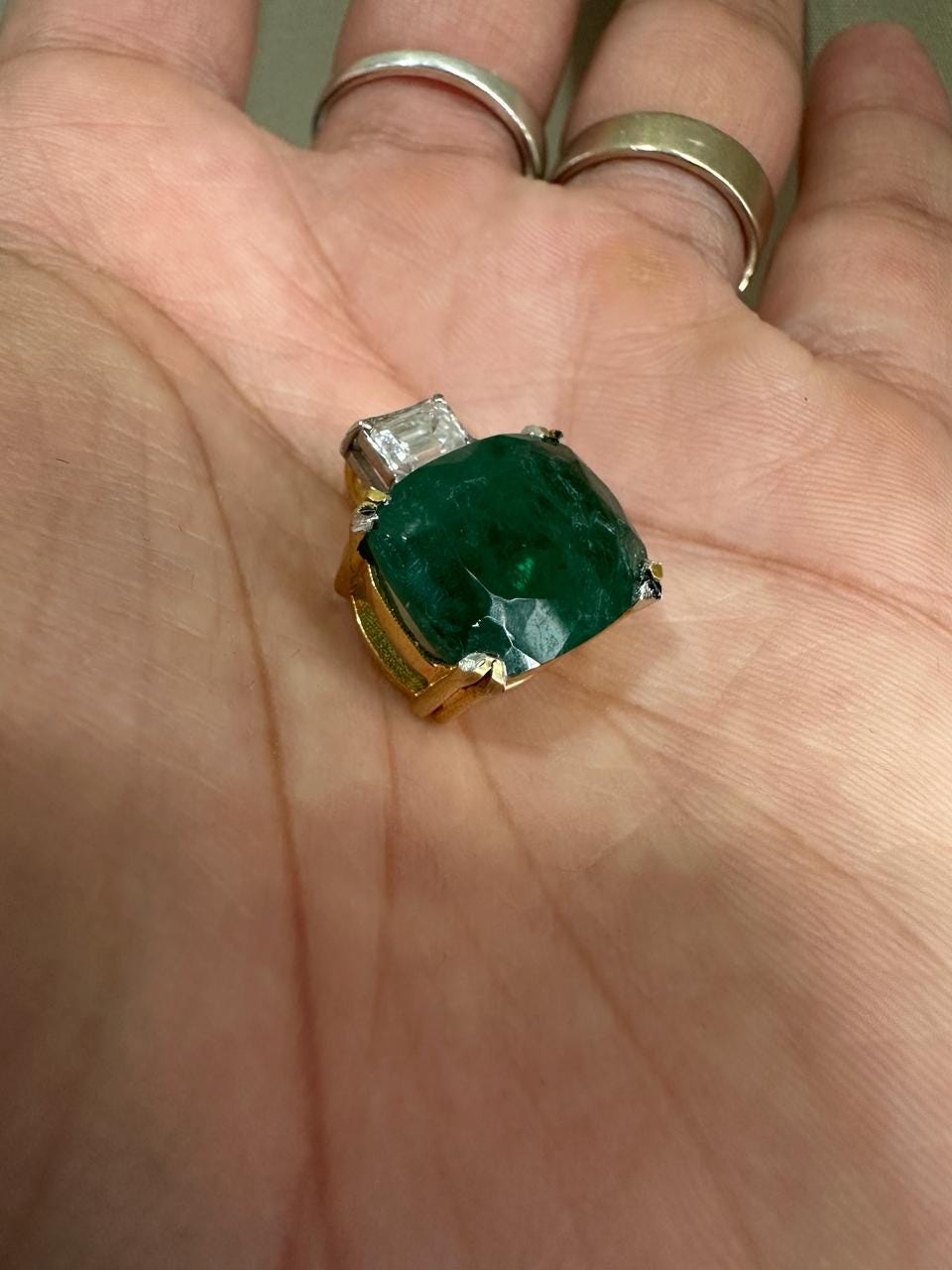 15 CT Emerald Pendant Necklace | 14K Gold Cushion Cut Moissanite Statement Jewelry