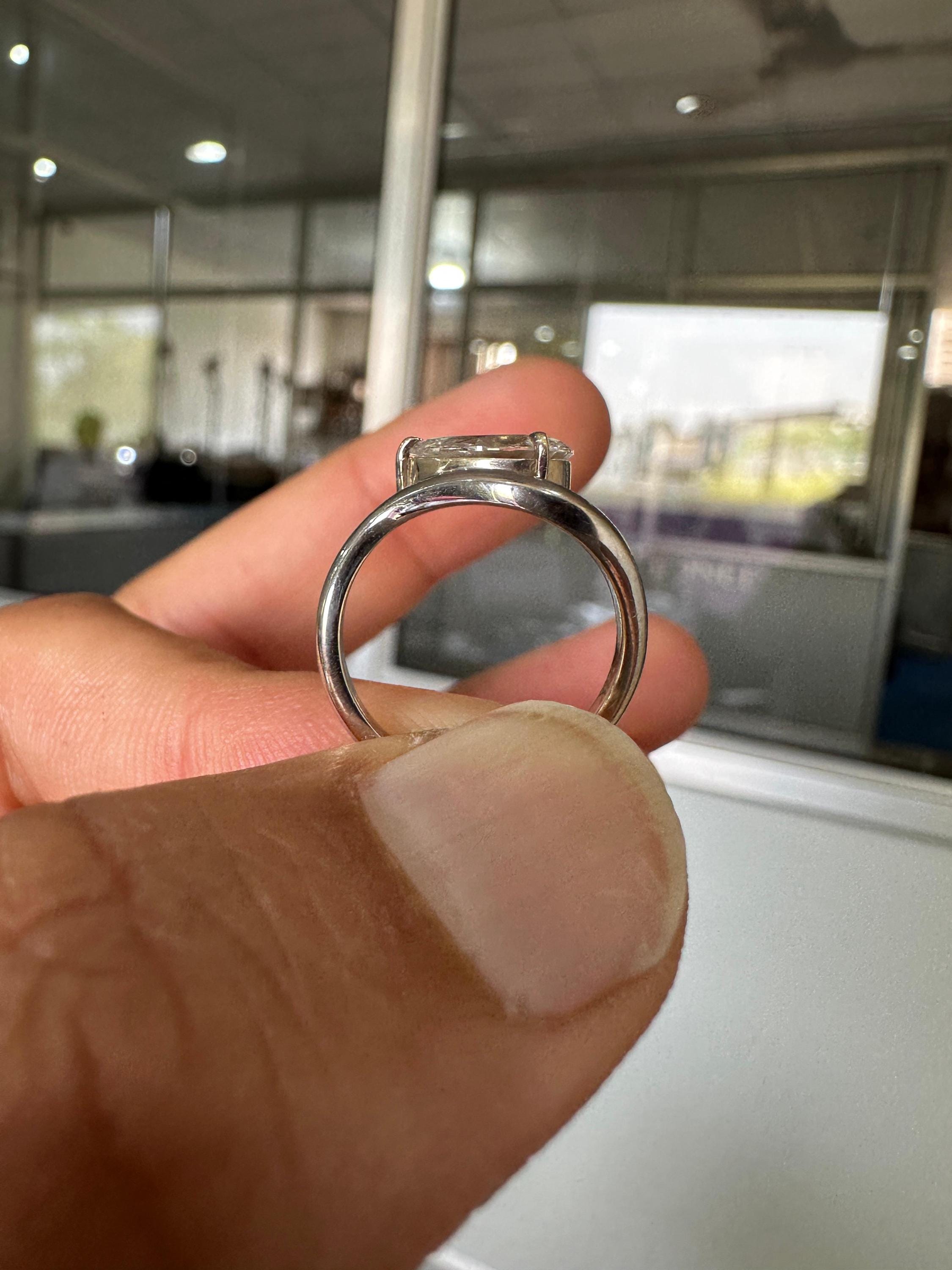 1 CT Pear Lab Diamond Signet Ring, 14K White Gold Curved Band, IGI Certified