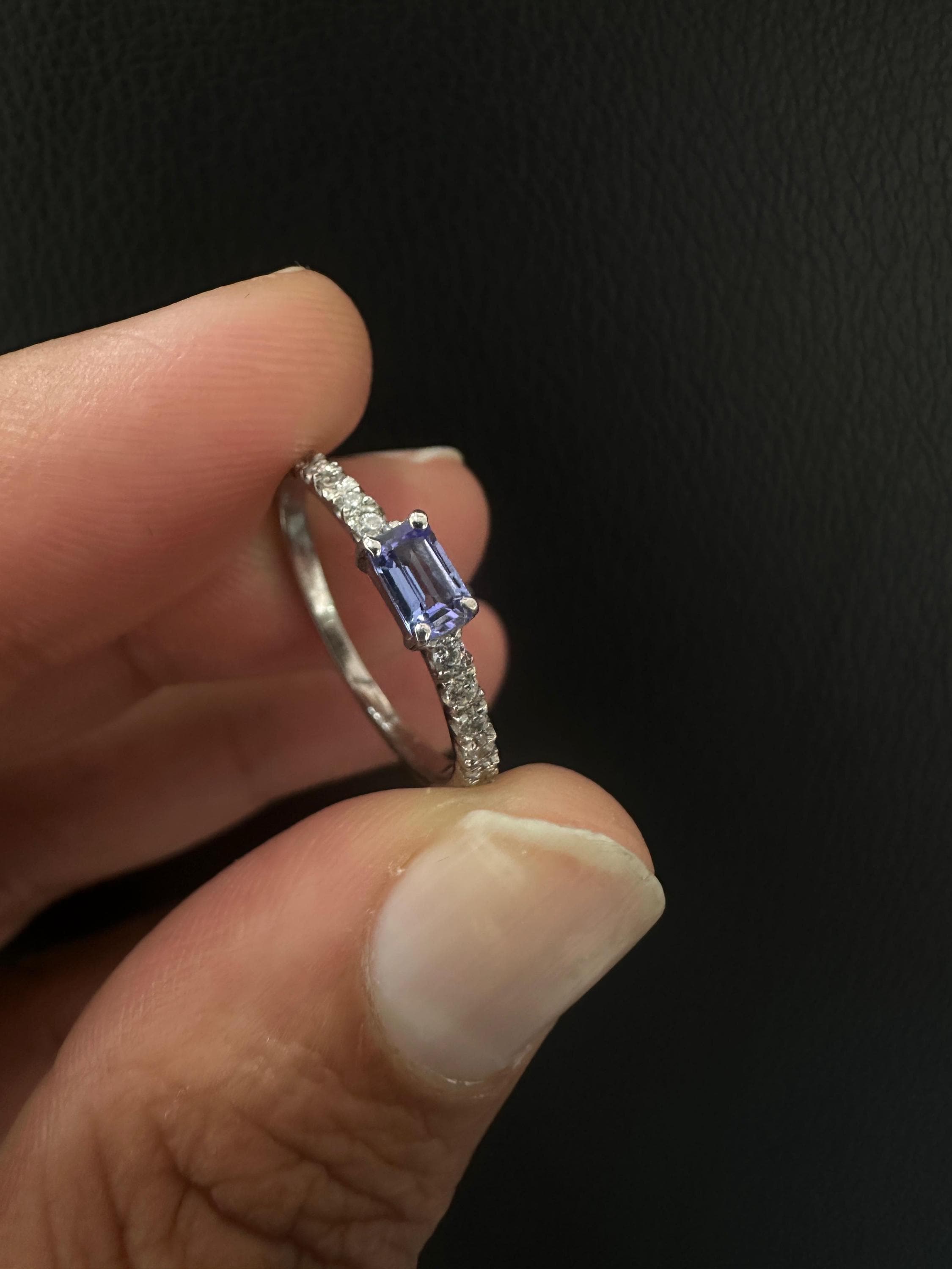 Baguette Cut Tanzanite Diamond Ring | 14K White Gold Minimalist Blue Violet Gemstone
