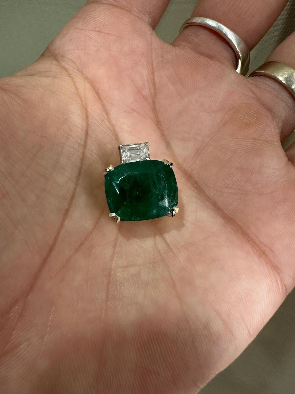 15 CT Emerald Pendant Necklace | 14K Gold Cushion Cut Moissanite Statement Jewelry