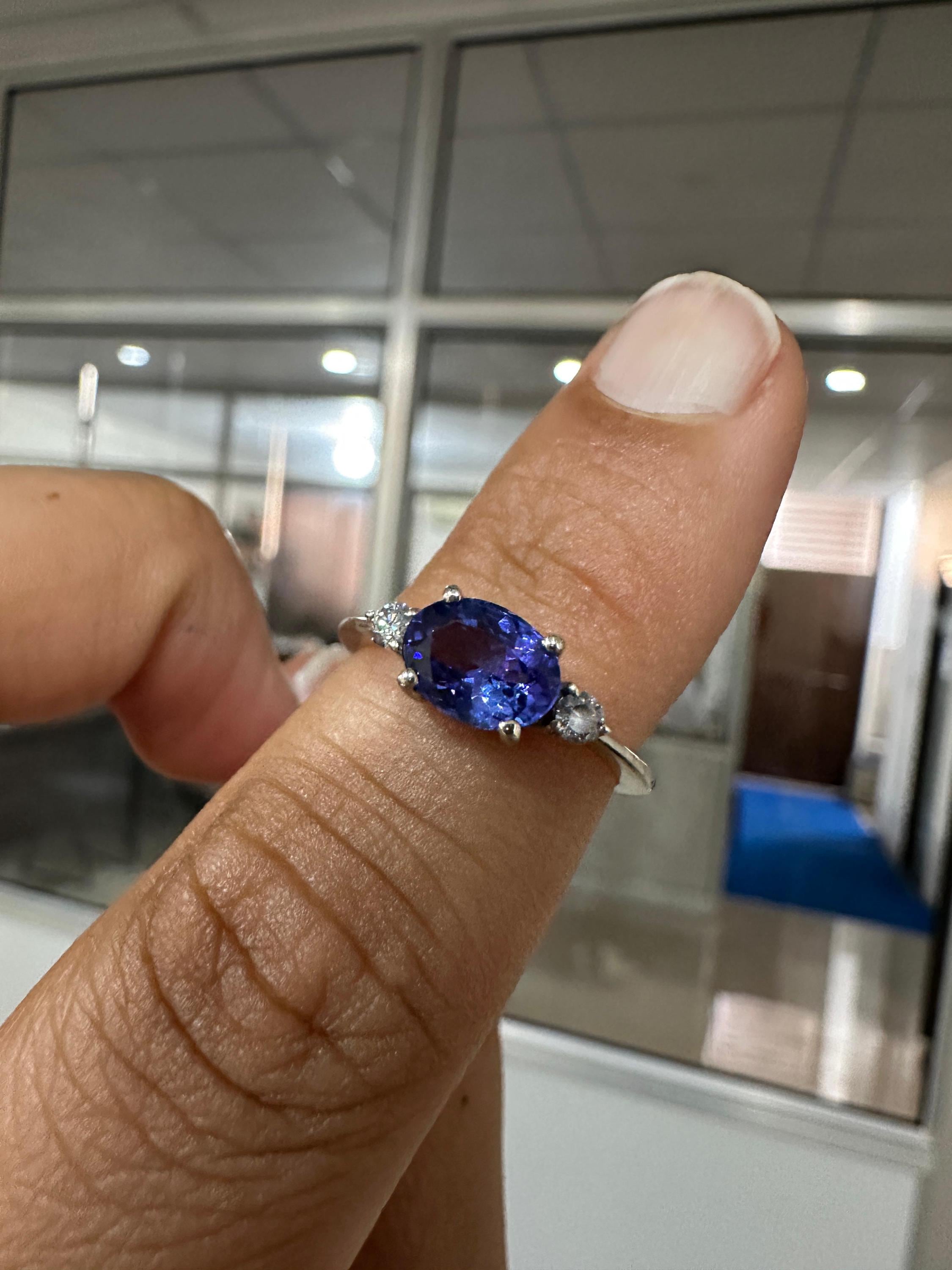 14K White Gold Oval Tanzanite Diamond Engagement Ring – 1.5 CT Natural Blue Gemstone