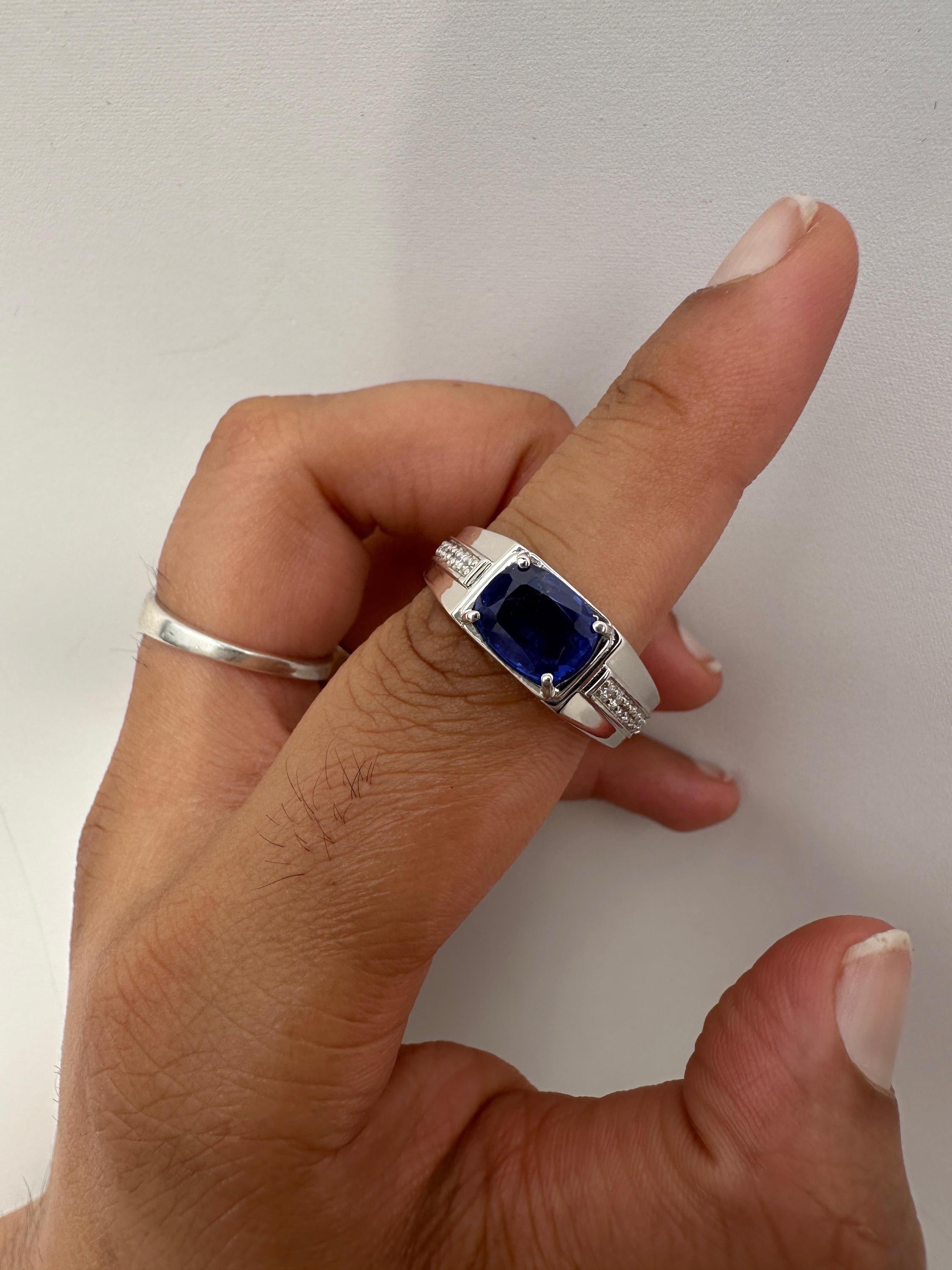 Sapphire Cushion Cut Men’s Engagement Ring in 14K White Gold, Blue Gemstone Ring