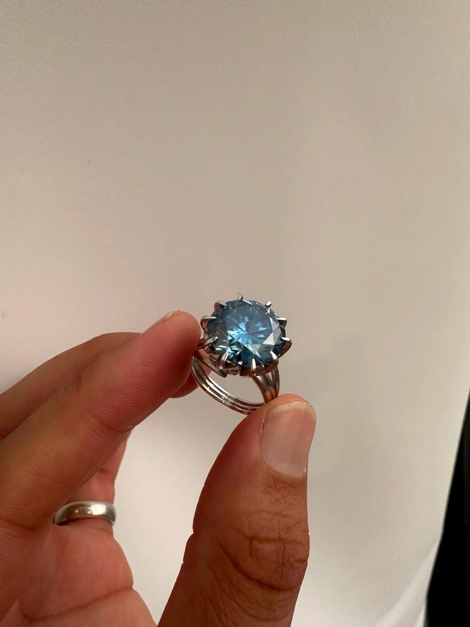 10 CT Blue Moissanite Statement Ring, 14K White Gold Split Shank, Modern Women's Ring