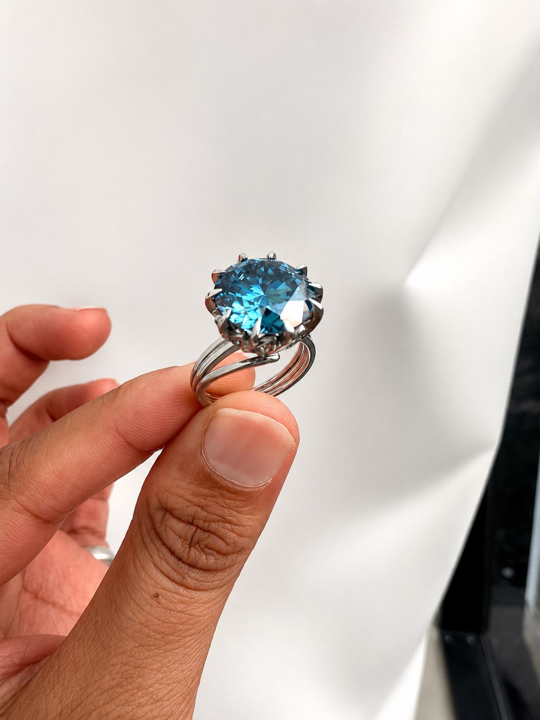 10 CT Blue Moissanite Statement Ring, 14K White Gold Split Shank, Modern Women's Ring