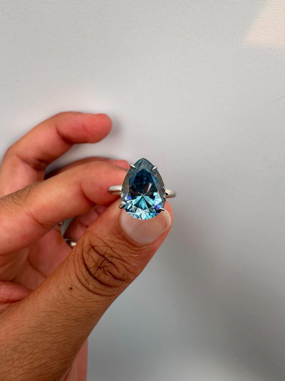 Pear cut Blue Moissanite Hidden Halo Engagement Ring | 14K White Gold, 7 Ct