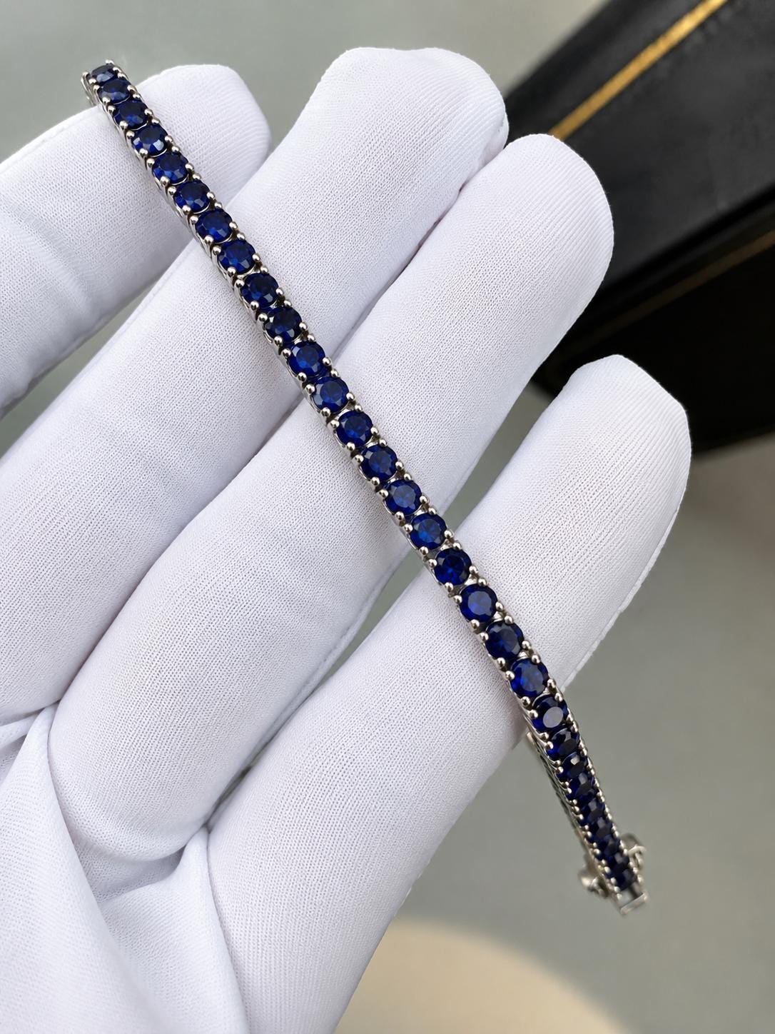 6 Carat Blue Sapphire Tennis Bracelet | 14K White Gold, Unisex Fine Jewelry